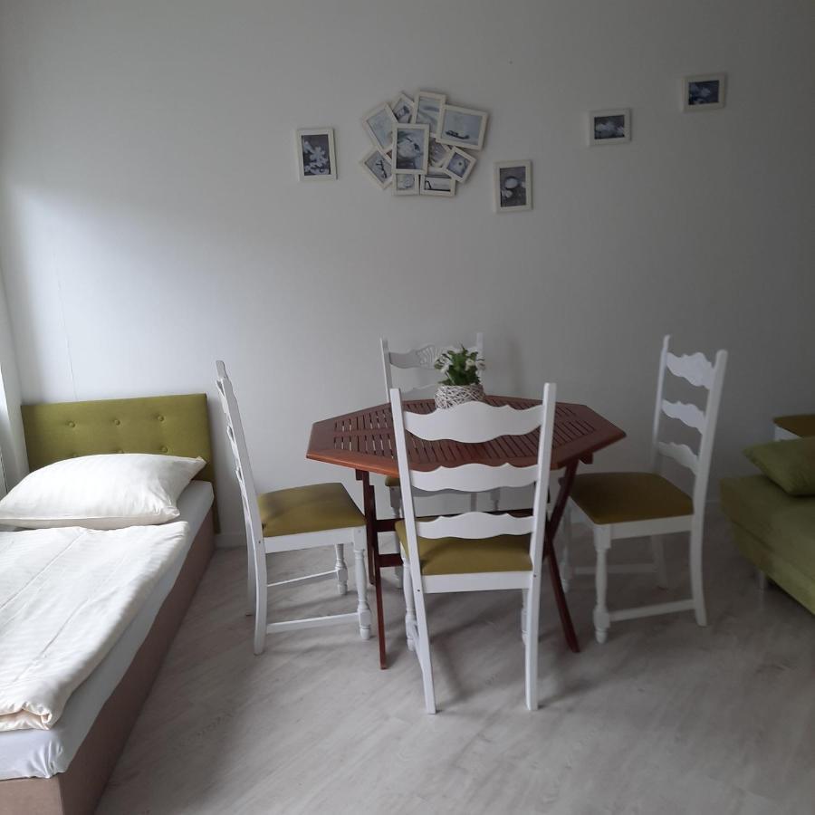 Apartamenty Wikoli เมียนซิดดรอแย ภายนอก รูปภาพ