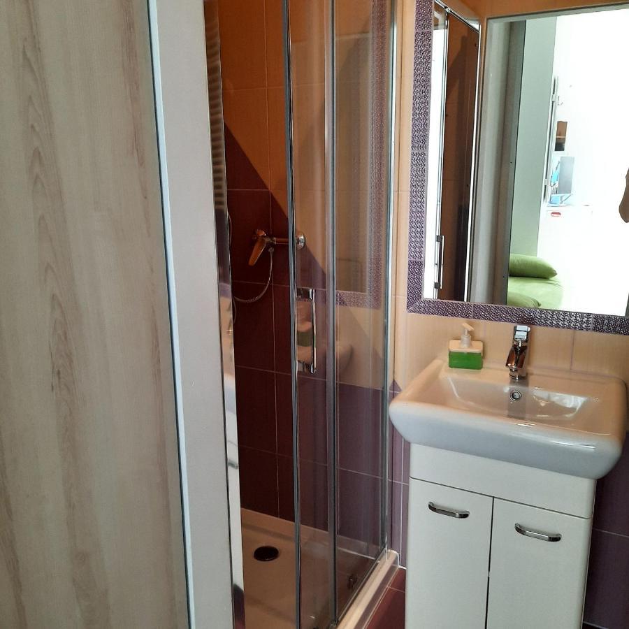Apartamenty Wikoli เมียนซิดดรอแย ภายนอก รูปภาพ